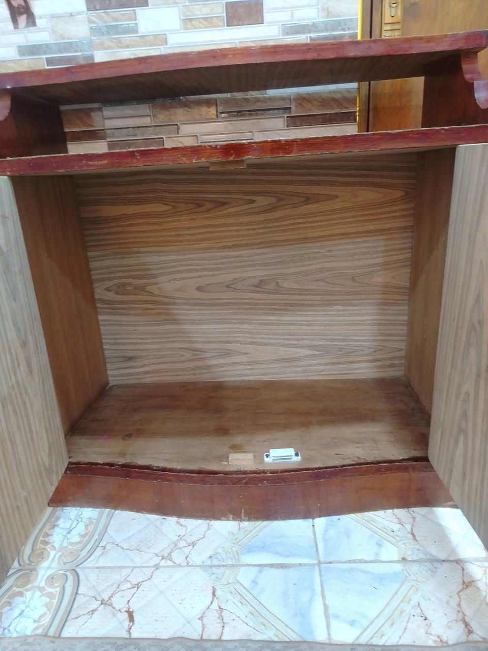 الشراي الاتصال على الرقم *********** العنوان ميسان المركز
ميز المرايا ٤٠
ميز  تلفزيون بابين  ٤٠
سرير نفرين  ٣٥

الملحقات كلهن خشب تزگام شغل عماره مو جاهز
الاسعار بيه مجال
كل الأغراض شرط الفحص
