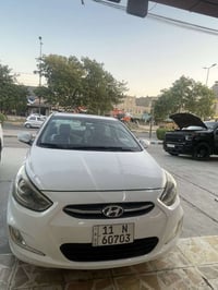 اكسنت 2016 خليجي محرك 1600 صبغ 3قطع عكس السايق جاملغ خلفي وبابتين لغرض...