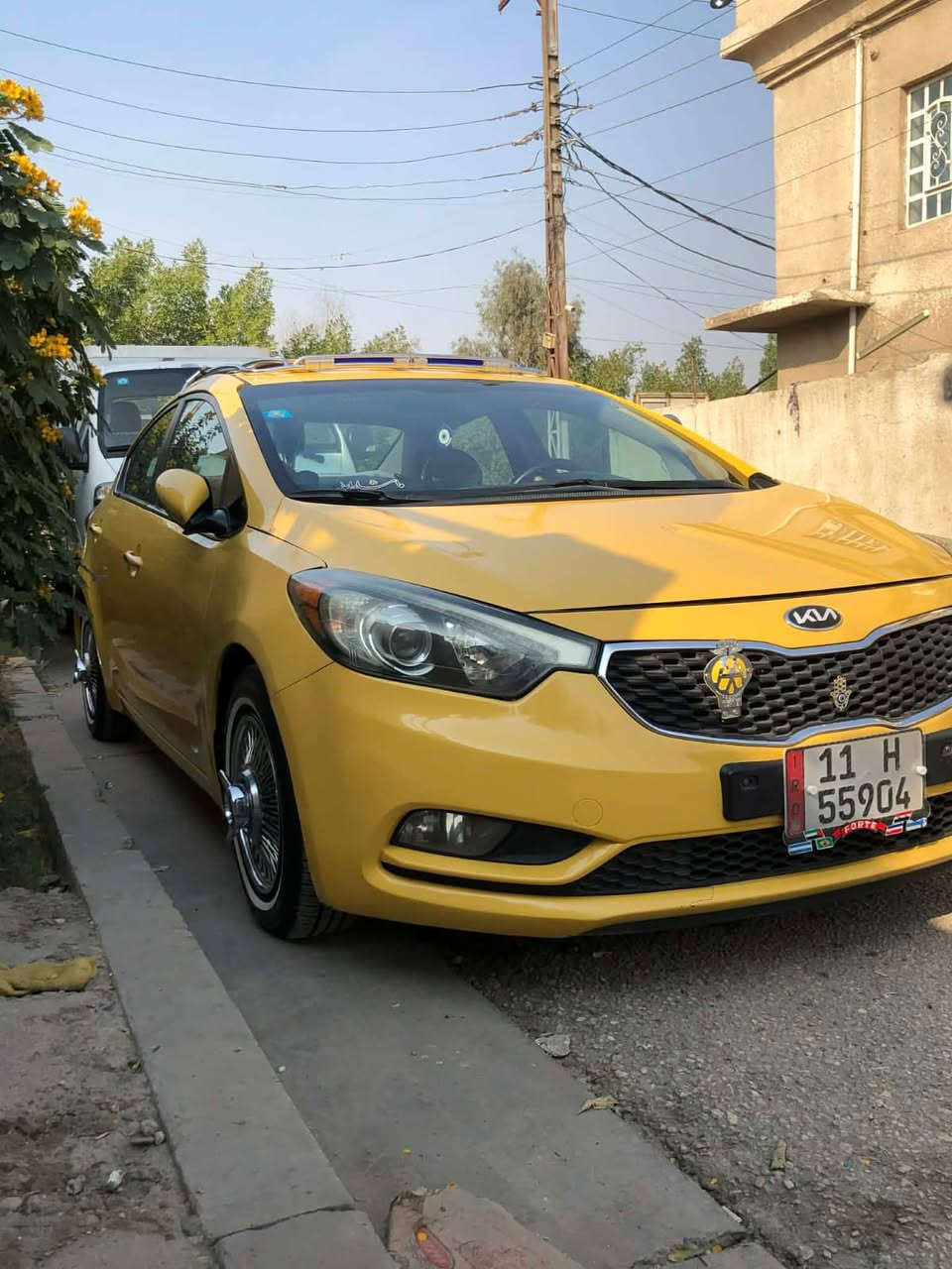 السلام عليكم للبيع فقط كيا فورتي موديل 2016 رقم بغداد دولي الجديد حادثها بالبنيد فقط لا لغد ولا شاصي منظومه غاز جديده شادها بعدها بالضمان سياره فول مواصفات ماعده البصمه والفتحه مري شفط اشاير بالمري تدفئه بالكشنات تبريد قطعيتن سياره كامله للأخير امانة الله مكينه 2000 gdi السعر 116 وبيها مجال بدون غراض الغراض وياها يختلف السعر اي استفسار اتصل على صاحبها ***********
