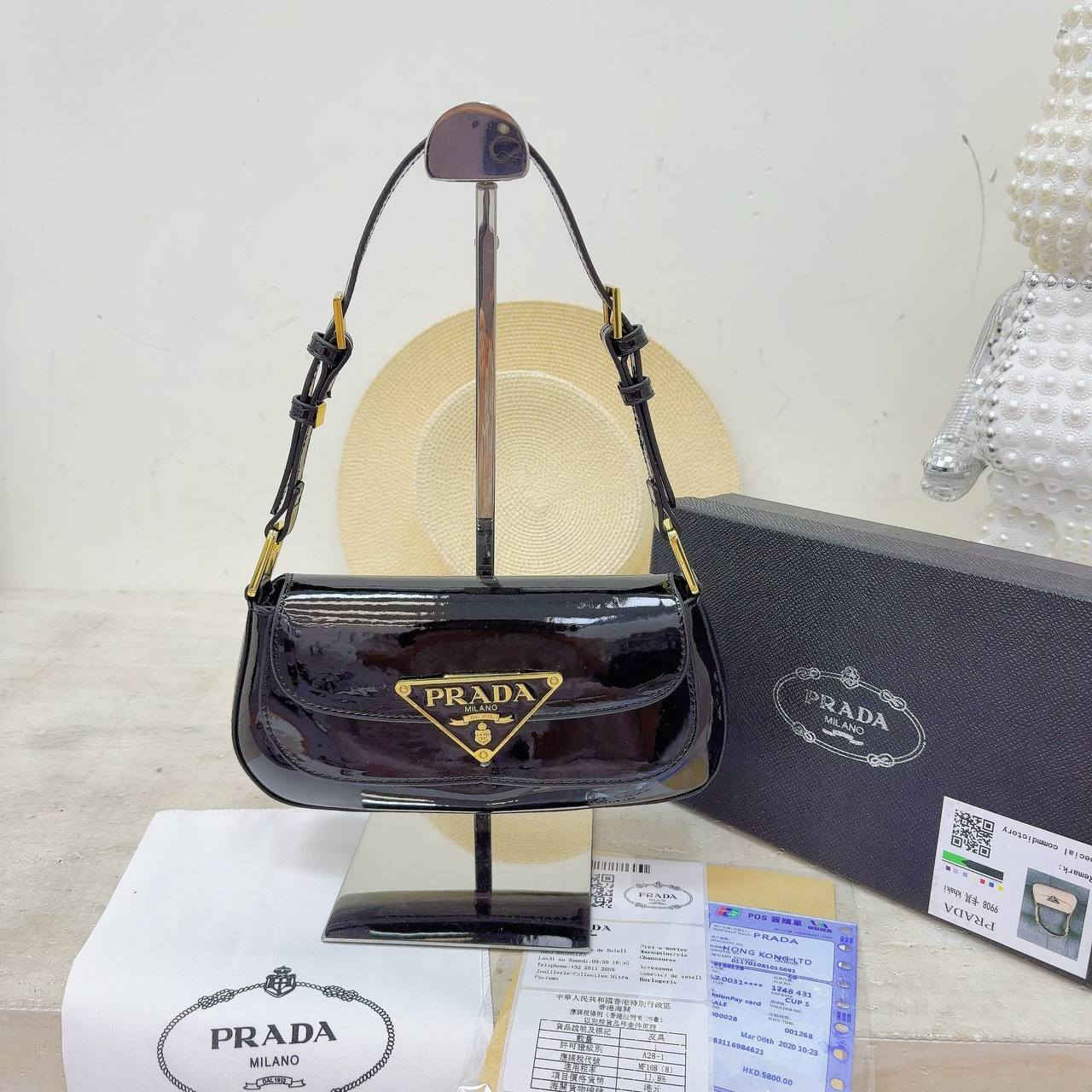 وصلت البضاعة الي منتظريها الماستر كوالتي
البيع بالجملة فقط
للحجز والاستفسار واتساب ***********
#جملة #حقائب_نسائية #جملة_حقائب
