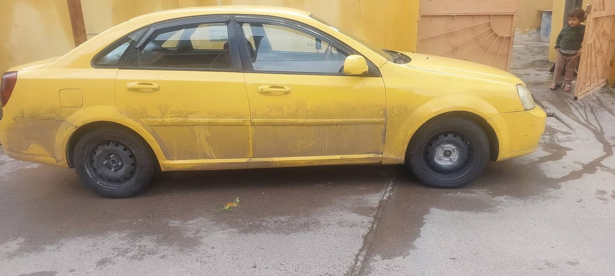 اوبتره للبيع 2007بيها باب وجاملغ تبديل جيهت اليمين والتكمه بيها بارد السياره طخم تاير وتبريد ثلج تماتيك كابون بنزين بيها هيئه وغرمات صفر هزه جديده السياره بسمي تحويل ثاني يوم محرك يبخر العنوان موصل الايمن السعر 55وبيها مجال شي بسيط ***********
