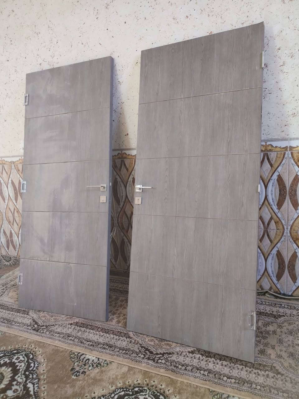 بيبان خشب صاج غير مستعمل البيع ***********
