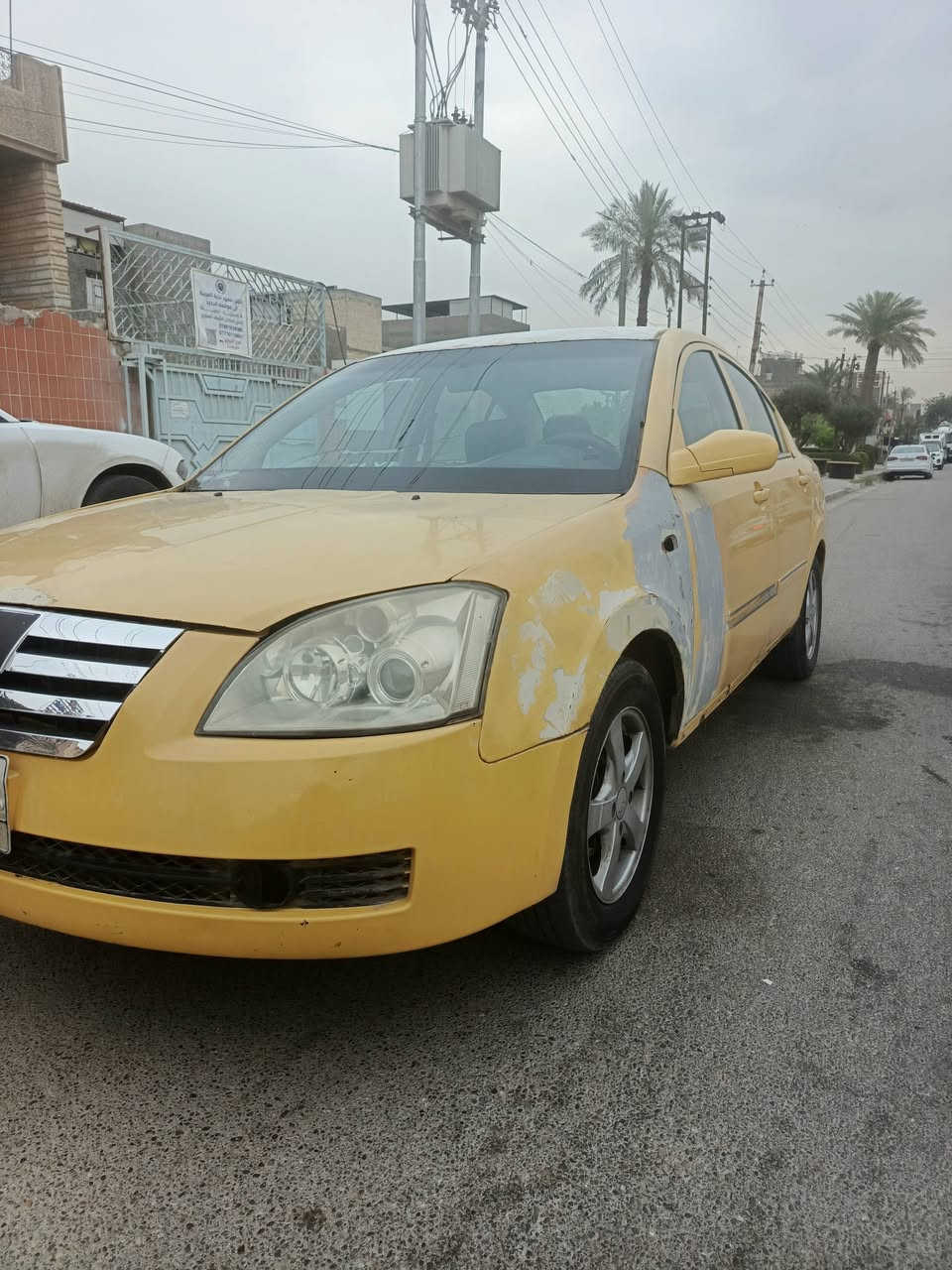 السلام عليكم شيري A5  موديل 2011 مكينه وكير كامري ابو الجف مكينه صار شهرين من شديته رقم بغداد الماني شرط التحويل عليه هيئه ورقتين ينزلن من سعره السعر ٢٨ وبيه مجال للاستفسار الاتصال ***********
