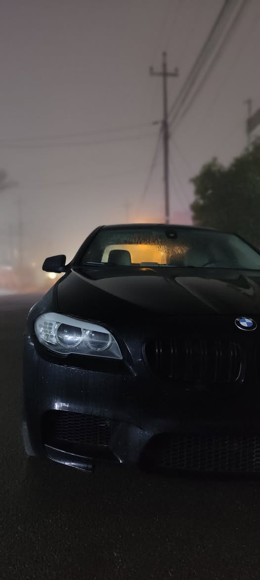 بسبب الوضع والسوگ تم تنزيل السعر
BMW F10 -2010
530i
محرك N52B30
گير ZF8HP ثمن نمر 
بي مكانين بارد وصندوق جارد
وشبر مامصلح باب سايق مشتريلة باب بعدني ماشادة 
يحتاج برمجة محرك وگير ومشط وشاشة دعاميات M امامي خلفي 
داخل اوف وايت كامرات 360°
حساسات امامي خلفي 
اوتو هولد تبريد قطعتين 
كشنات تدفئة
لايتات جدد زينون بلاد بس الايتات اخذتهن ب 700$
رقم سليمانية القديم تحويل مباشر وكالة باسمي
مكان كركوك ***********
سعر 143$ كركوك, العراق

