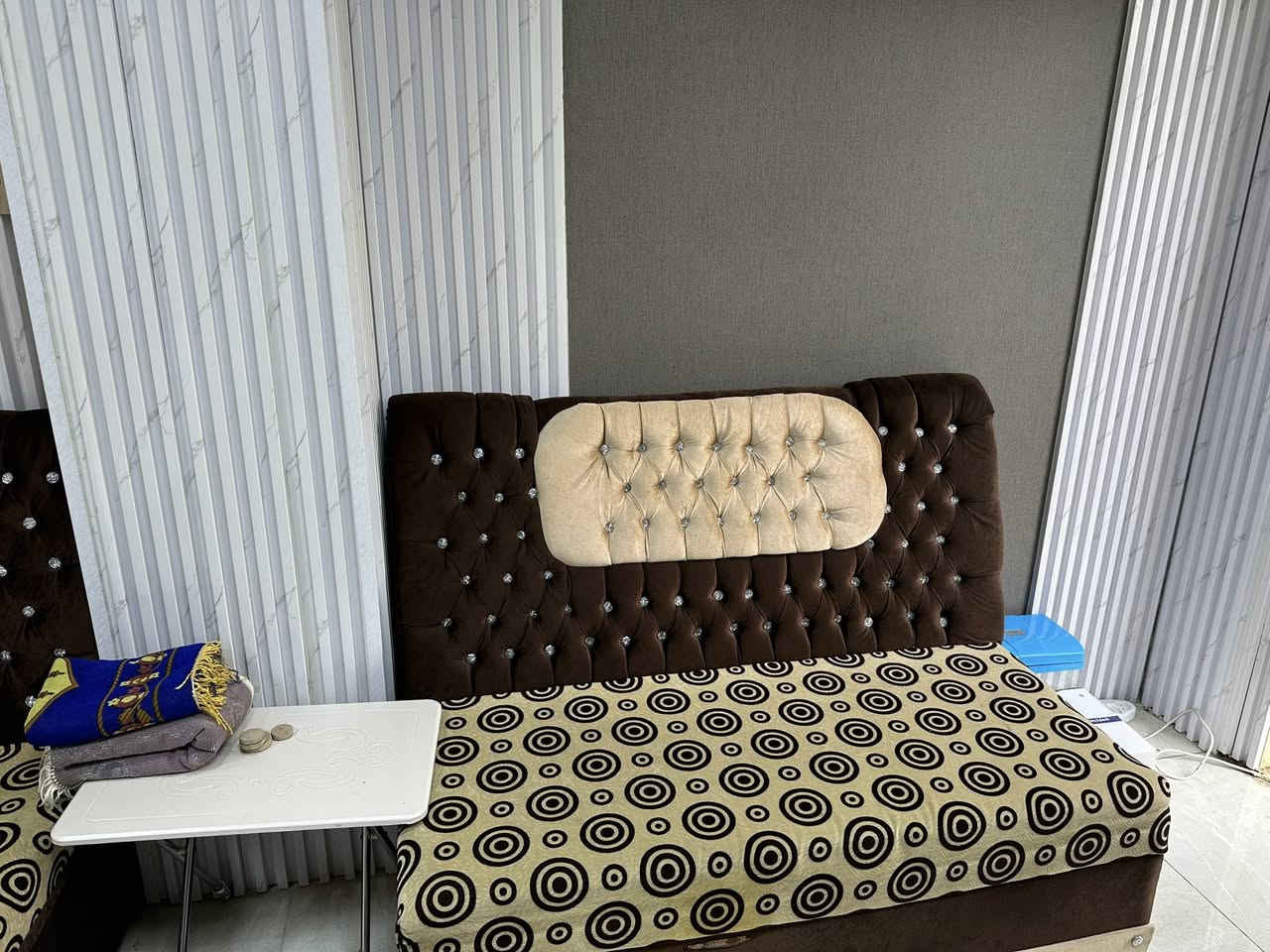 ديوانيه للبيع موضحه بالصوره للأستفسار الاتصال على ***********
