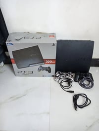 بلايستيشن ٣ • سليم • ملحقات كاملة