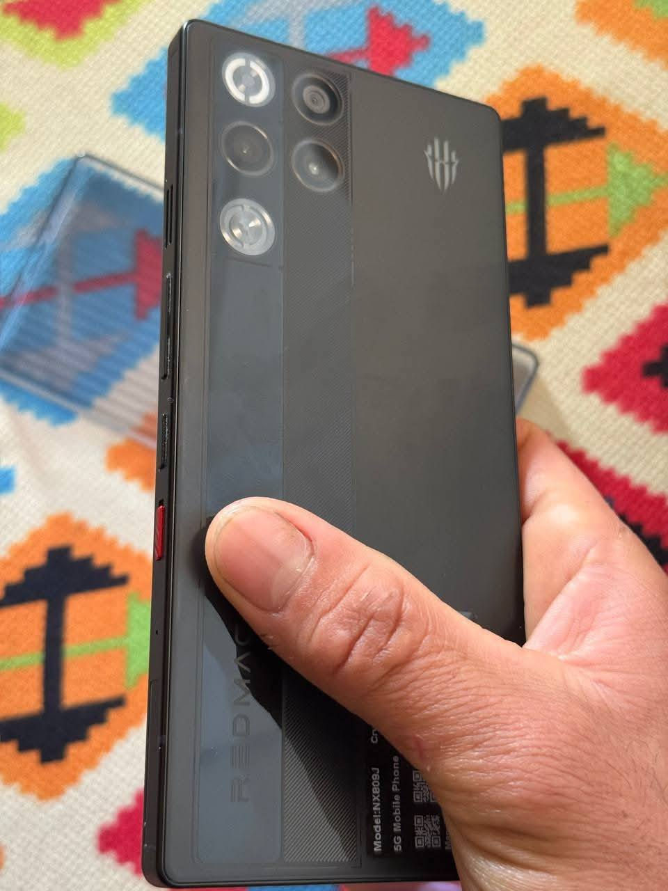 للبيع ريد ماجيك ١١بروو نفس لي بالصوره فول مواصفات بعده اخو الجديد وكاله السعر ٩٠٠الف  للاتصال *********** خاص ما اجاوب مكاني صلاح الدين طوز
