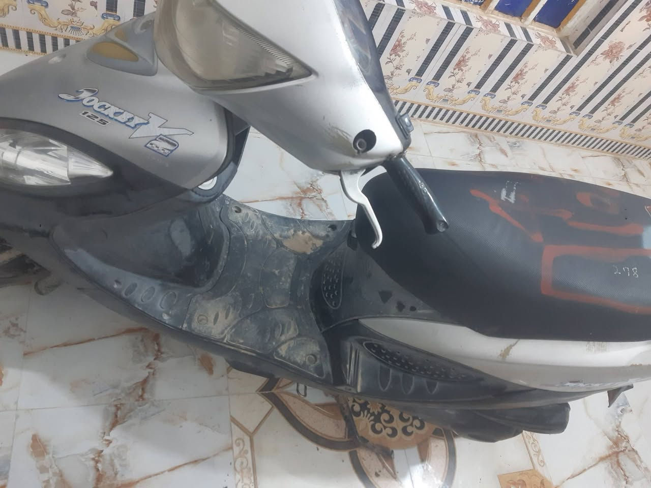 كامكو للبيع V2 محرك 150 صار يومين من مجفتها 
***********
