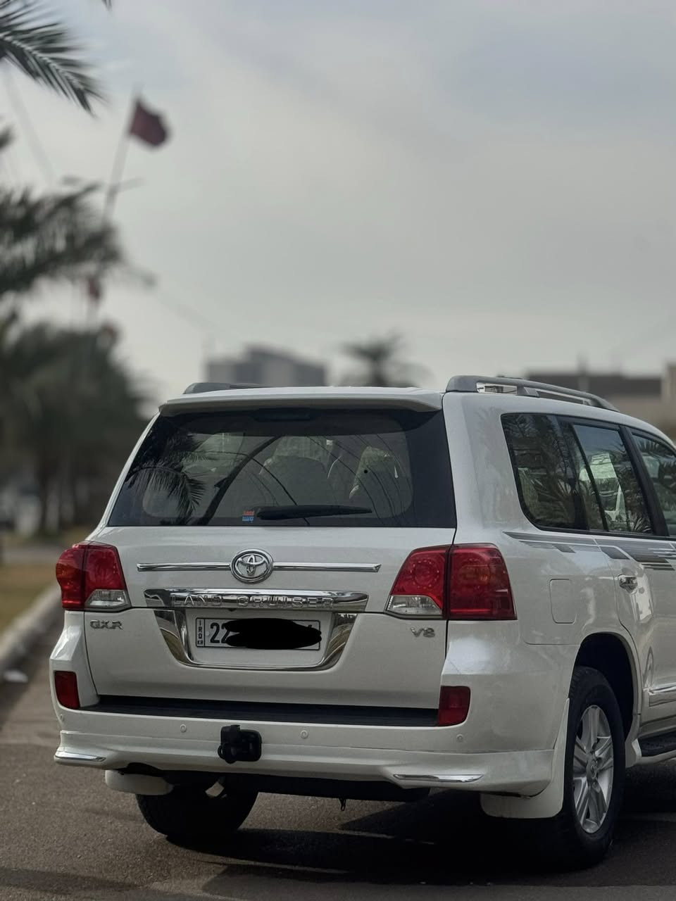 السلام عليكم
للبيع فقط بدون مراوس

تيووتا لاندكروز بريم 

حجم المكينة  V8
4600

ماشية 149 الف كيلو 

بيه صبغ بسيط ب تكمة خلفية فقط شي كلش بسيط 
وشرط سونار عندي وتفحص وين ميعجبك 

فول مواصفات 

تشغيل عن بعد
شاشة كبيرة
دبل كرسي كهرباء
ثلاجة 
حساس امامي
حساس خلفي
زراك لايت 
5 بصمات 
كشن 3 حركات 
سلايد روف

الخ من مواصفات معروفة 
السيارة رقم اربيل 
تحويل مباشر 

السعر 36.000$
360$
بي مجال للشراي ويدلل شرط سونار 

مكاني بغداد البياع 
***********
