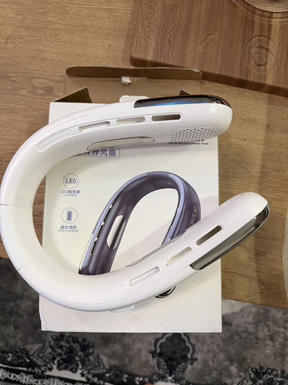 مروحة رقبة اصلية
شاشة تعرض الدرجة ونسبة اشحن
5 درجات سرعة
شحن تايبسي 
السعر 8الف 
***********
