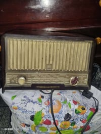 راديو فيليبس • خمسينات • هيكل خشبي