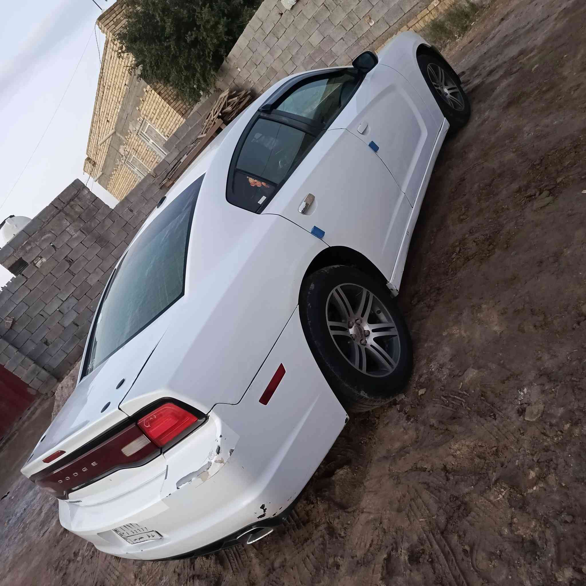 جارجر ٢٠١٣  رقم ذي قار تحويل مباشر حادثها جاملق وبنيد والجاملق الثاني مفتوح سيارة جاهزة مكينه كير حدادية كهربائيات جاهزة سيارة خير من الله مال جناي عنوانها الناصرية قلعة سكر  السعر ب١٥٠ وبيها مجال الشراي ***********
