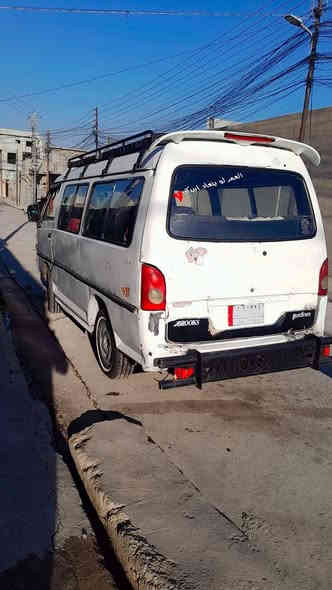 سلام عليكم هونداي مديل 1994 محرک کیه3000 نظف گیر نظیف سعر 25 رقم مبایل ***********
