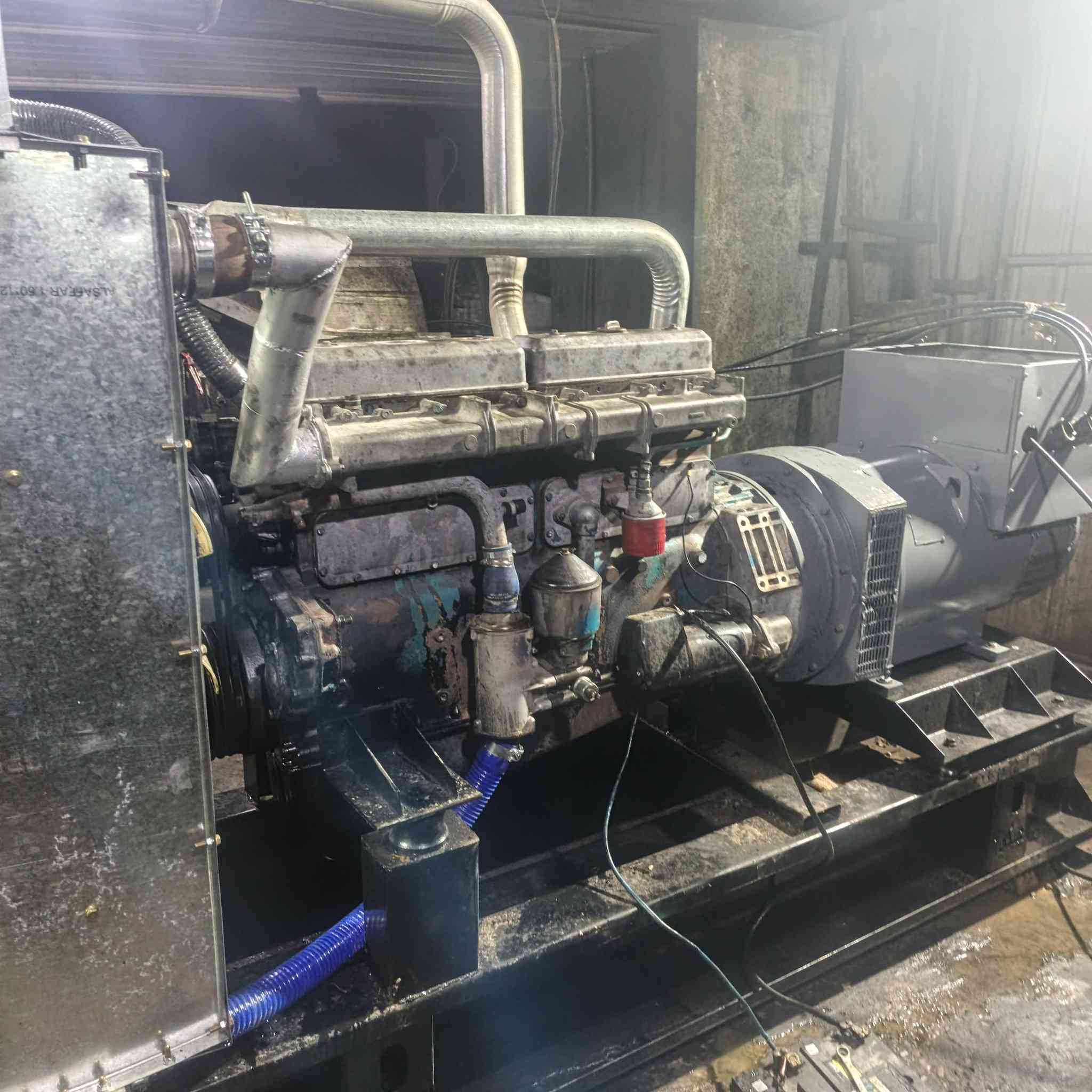 سلام عليكم مولد ١٣٣ اوربيه للبيع بم ٨٨طبك جديد ماعده توليد مستعمل توليد ٣٠٠بلادي مكاني بغداد سعر ٩٠للاستفسار***********
