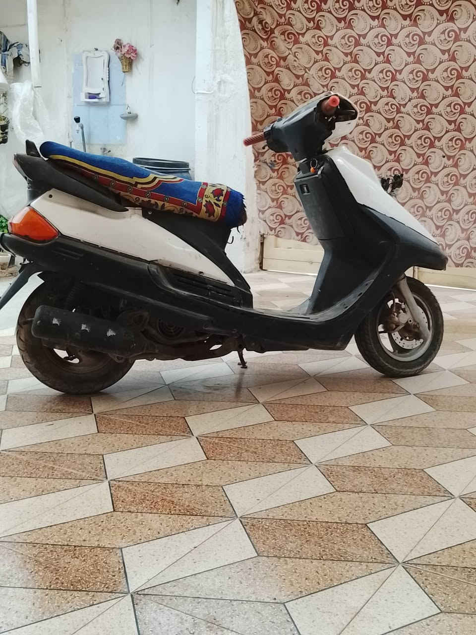 دراجه للبيع سعر مناسب 275وببها مجال قليل الرقم/***********
العنوان ديالى بعقوبة بهرز نزلت علي الهادي
