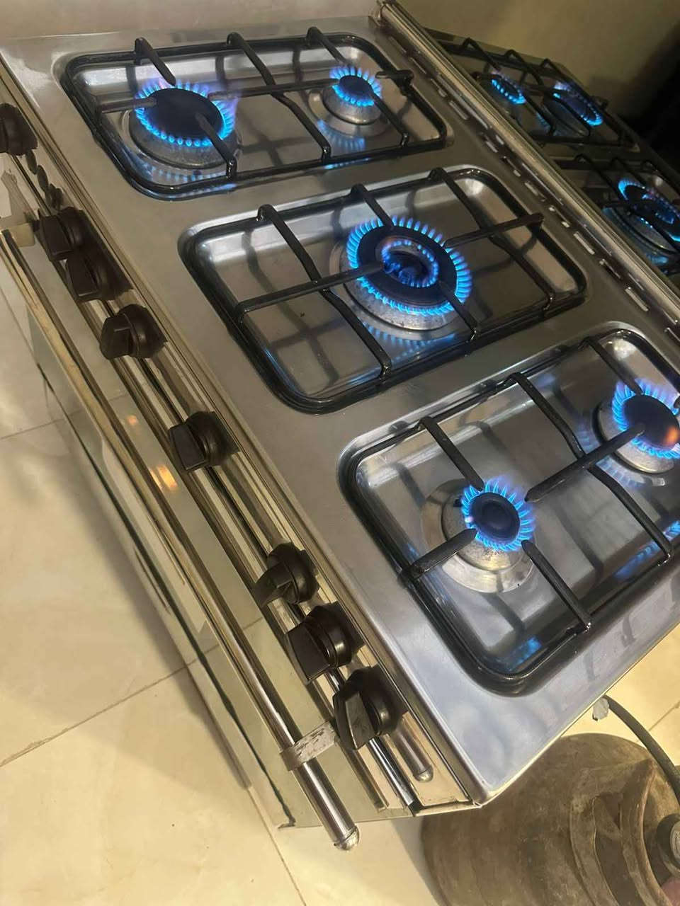 السلام عليكم
طباخ مصري مستخدم نضيف جدا  شغال كامل حتى الكهرباء بغداد, العراق


**إذا كنت صاحب هذا الإعلان وتريد حذفه لأي سبب، رجاءا أرسل رسالة إلى الدعم الفني**