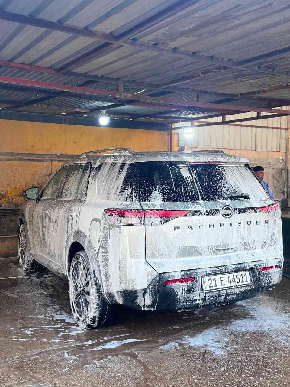 نيسان باتفايندر 23 ممشى 40 الف كيلو ضررها فقط جنطه بدون ايرباكات  السعر 290.  ***********
