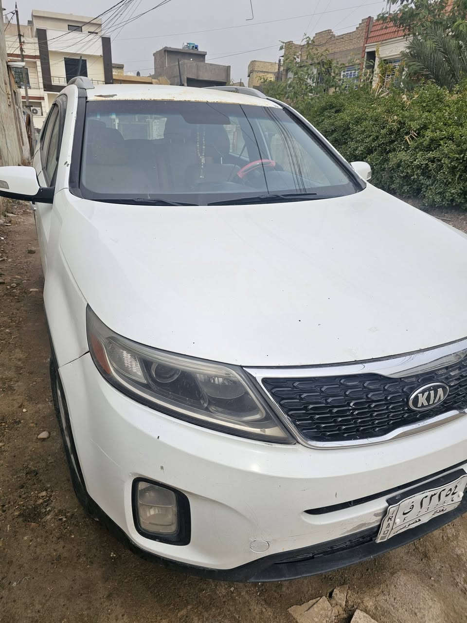 السلام عليكم  عندي سورنتو موديل 15 محرك 2400 بيه حادث جاملخ وبنيد امريكي سعره 140 بغداد  ***********
