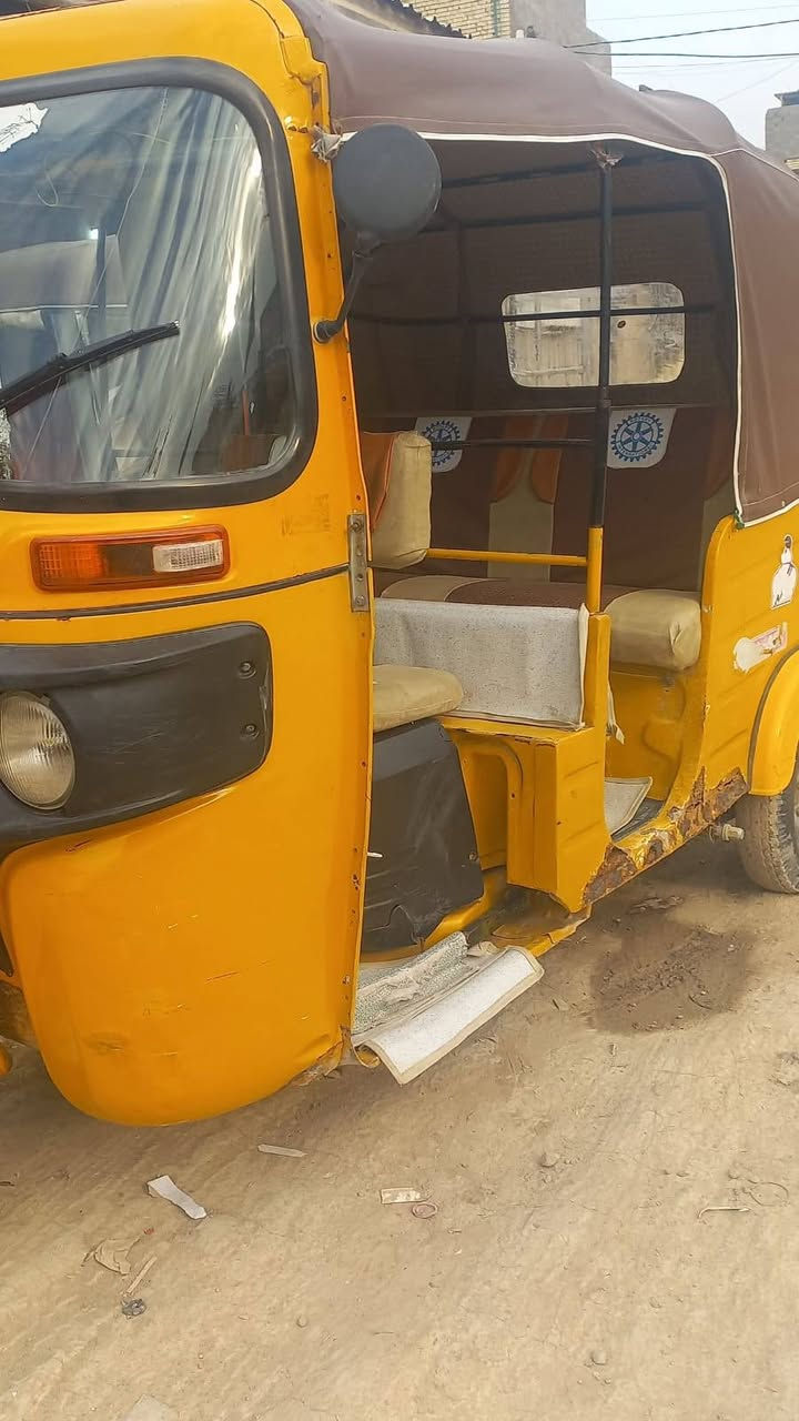 سلام عليكم تكتك البيع رقم وسنوية مديل2019شهر11محسوبة علا عشرين تكتك مكفولة من عدة دوس يرادلهة تعمير سعر 5400وبية مجال العنوان بغداد الحبيبية رقم***********
