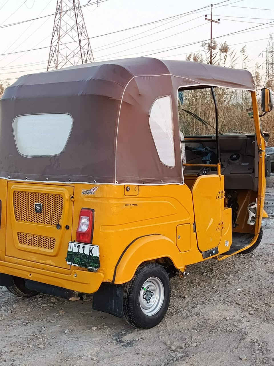 سلام عليكم شباب تكتك موديل21شهر 9لوحه وسنويه نكليزي لوحه بغداد تكتك نضيفه وخير من الله المكان ديالئ بعقوبه مدخل الرحمه متواجد رقم فقط
‏‪078 769 2078 6‬‏
***********
