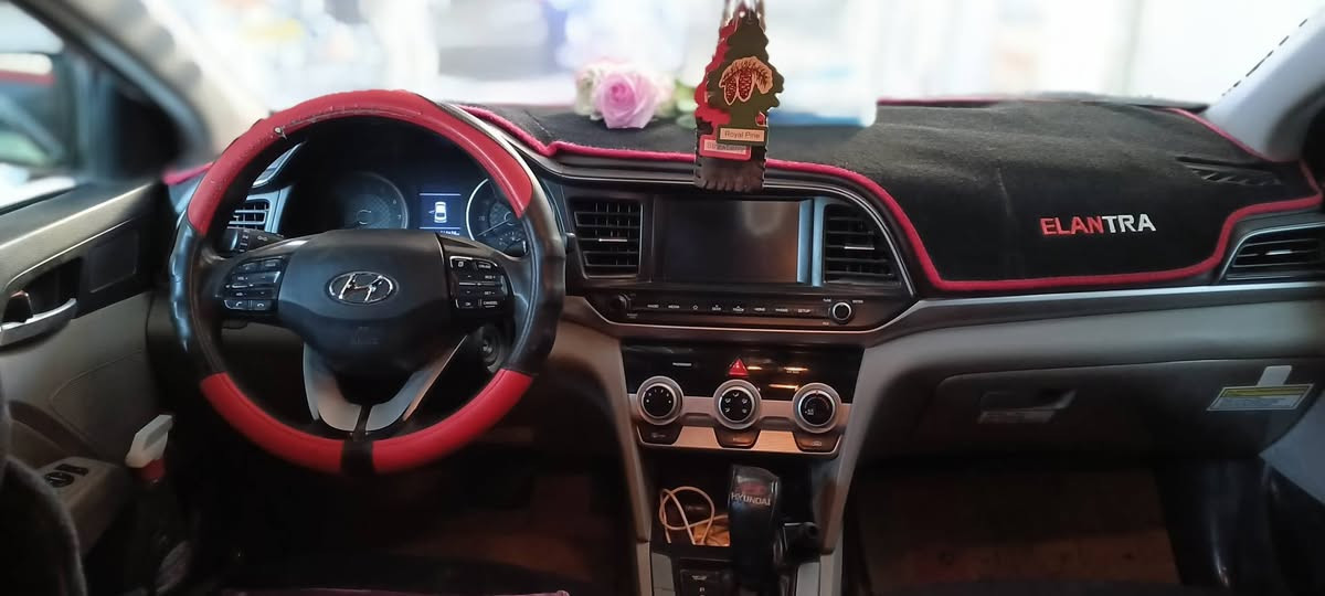 السلام عليكم الانتره موديل2019 رقم بغداد مكرر مميز السونار موفق مع المنشور والسونار يگول نضوح ماكو أي نضوح حالياً التبريد ثلج السعر110 وبيها مجال ***********
