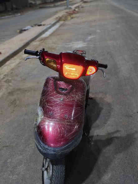 سلام عليكم دراجه بطه كامله نقص مابيه بيع مستعجل مكاني ميسان يم المستشفى اللبناني سعر 350 وبيه مجال قليل رقم ***********
