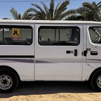 لبيع نيسان 2006  كير ومحرك تيوته هايسه تخم تاير جديد دوشمه جديده سياره...