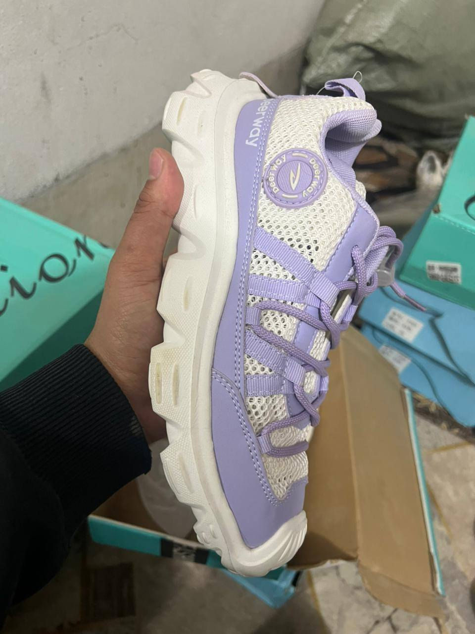 احذية بناتي ولادي اطفال على 5 الاف فقط بسعر الجملة التوصيل داخل الرحمة مجانآ ***********
