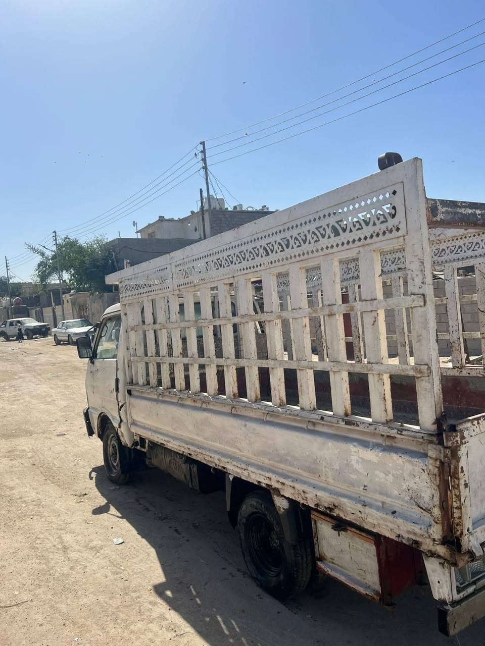 السلام عليكم كيه لبيع موديل 1997رقم نجف مشروع وطني تحويل مباشر شاصي مكفوله رقم شاصي واضح  مكان السياره بصره سعر 30 هاتف ***********
