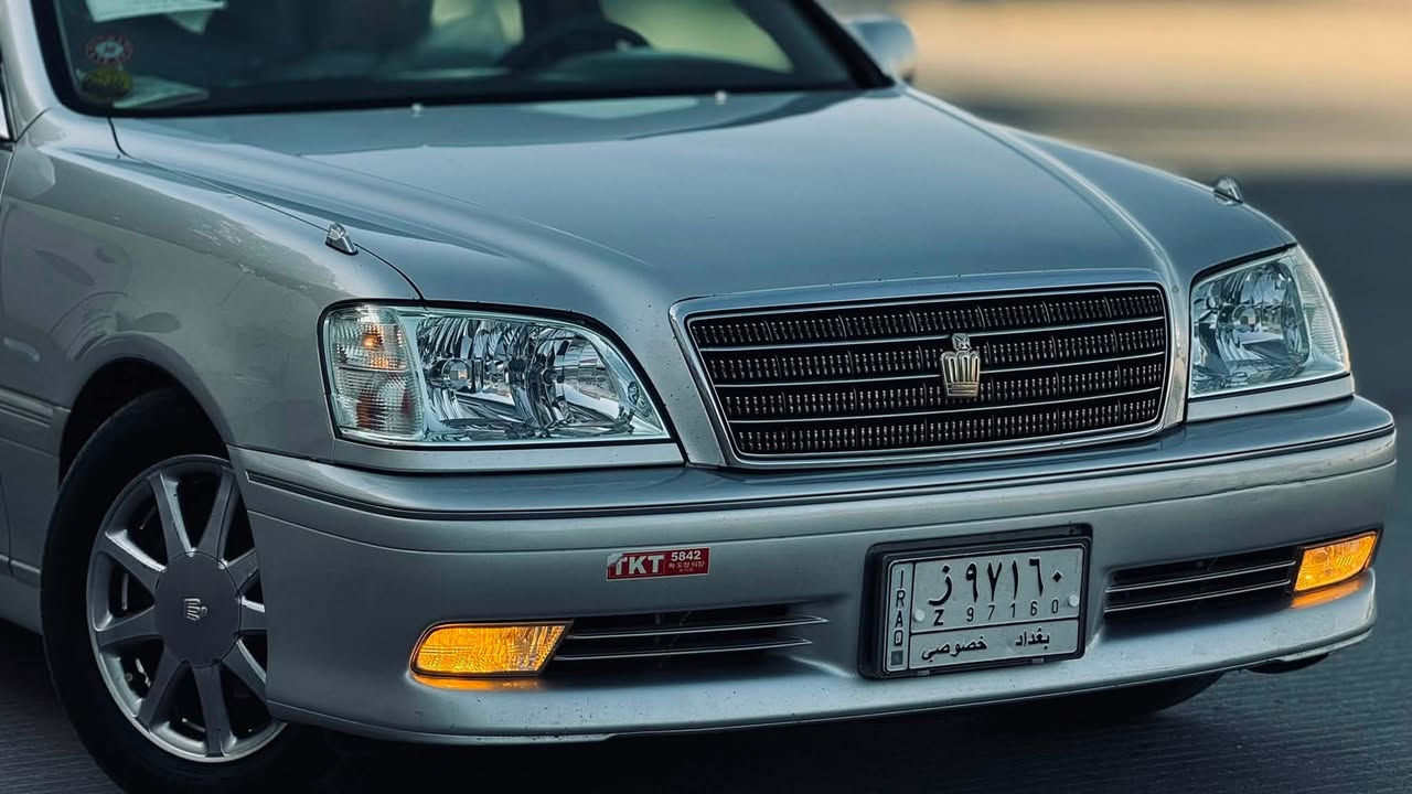 ‏TOYOTA CROWN ROYAL SALON 👑
للبيع تيوتا كراون 2003 اصل.

رقم بغداد (ز) قرار 48 مشروع وطني امداور نفس اليوم ابعموم العراق
مكفوله كفاله عامه من كل شي حته فتح مابيه 
تحوير نجف بل كامل دشبول عارف العيساوي جديد استوني شاده 
كير مكينه حداديه تبريد كله جديد سياره جهازه وجديده كلش 
المواصفات👇
3 دكم اصل. 
أصل كرستال.
محرك دي فور الجبير. 
شاصي.  75. 
اربع كشنات كهرباء.
الكشن السايق محوري يصعد وينزل
برده خلفيه 
ويل كب نجمه. نفطي 
ستيرن كهرباء.
قواعد ارقام اصليه .
شاشه عارض .
اوكس. 
بلوتوث.
ويل بلادي   +تخم تاير جديد.
داخل بيجي .
درگ مطعم بصاج اصل.
لايتات زنون كرستال.
بگ لايتات كرستال.
مري  كهرباء+هيتر♨️.
كروز تثبيت سرعه.
جامات اربعه اوتو.
غراض مال جنطه كامله.
السياره ماعايزه برغي كامله على اخر حبايه.
والسياره بالواقع اجمل من الصوره📷.
السعر💵142وبيها مجال قليل حگ الجيه.
العنوان🏡النجف الاشرف.
للاستفسار📞 ***********
