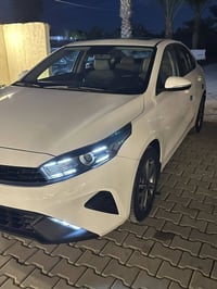 سيراتو موديل 24 ماشية 53 الف فول مواصفات مكفولة لا ضربة لا بارد بأسمي ...