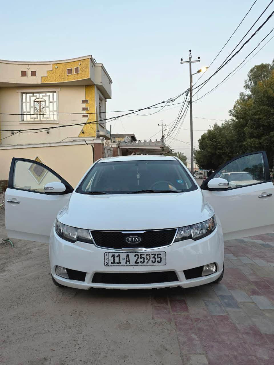 السلام عليكم
سيراتو مديل 2009 خليجية مكينة 1600 

مكينة وگير خير من الله

تبريد ثلج 🧊 

فتحة السيارة

حساسات خلفية 

كامرة 

اشاير بالمري

فول ماعده البصمة

السونار مرفق وياهه بالاضافه الى مكان صبغ محدد مرفق ايضاً مع المنشور 

كفالة السيارة من الفتح والمعجون والتعديل الحار فقط مكانين بارد وصبغ قليل 

السيارة غير متعوبة ومال جناي وماشية فقط 225 الف

رقم بغداد انكليزي باسمي تحويل مباشر

السعر 100 وبية مجال قليل جدا 

المكان:النجف الاشرف ناحية الحيرة 

للاستفسار الاتصال على الرقم :***********
