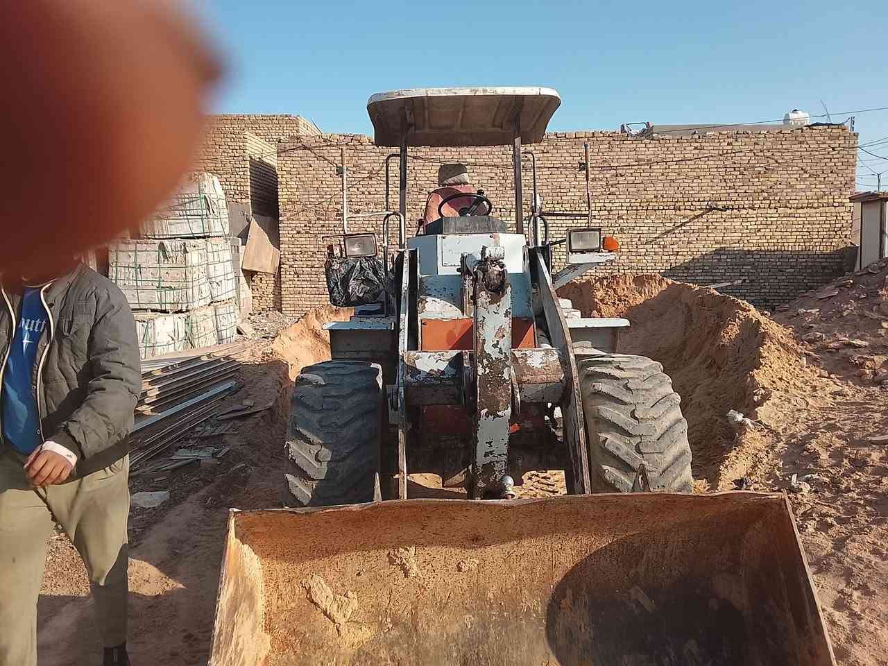 سلام عليكم شغل فوركاوه رقم بغداد الماني شغال بشغل سعر140وبي مجال رقم الهاتف *********** العنوان ديوانية المركز المدينة
