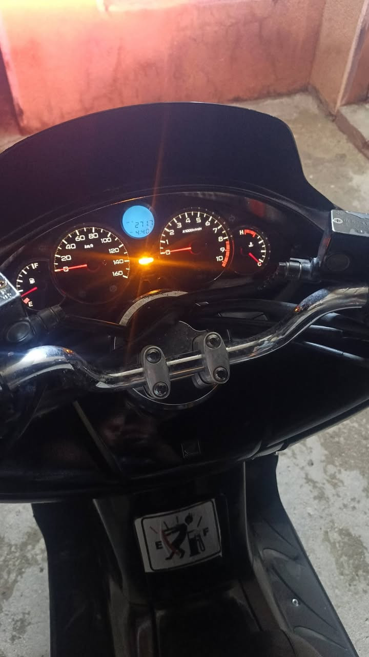 سلام عليكم ورحمة الله بركاته فورزه 08 للبيع أوراق كامله دراجه حلوه ما بين نقص  رايدهه مليون و ميه 1100 وبيهه مجال العنوان ديالى خان بني سعد ***********
