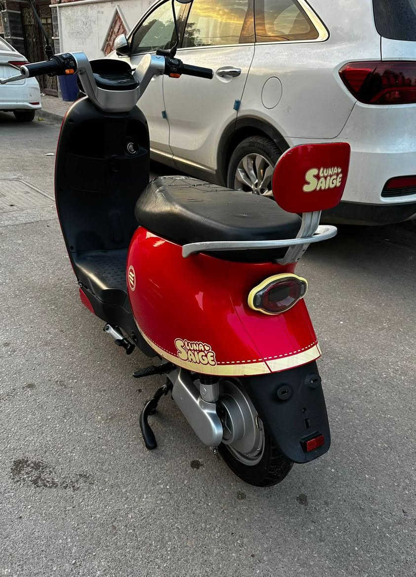 السلام عليكم
دراجة سايج تحتوي على 5 بطاريات جديدات وبيه دبل إشارة وبيه لايت وبك لايت عالي وناصي 
بيه جنطة خزن واسعة دراجة نضيفة وحلوة تاخذهة متصرف ربع عليه
بيه شلعة ومعدل قوية اشاير يمنة ويسرة هورن سيدان ( انضمة تشغيل سويج + كارت)
ودراجة كلش نضيفة ما معنة لكلمة 
(( سعر الدراجة 550 وبيه مجال حك لجية))
للاتصال علة لرقم (( ***********))
مكاني (( بغداد الشعلة))
