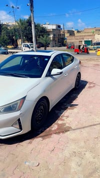 النترا موديل 2019 حادث فقط بنيد مصبوغ نفسه بدون دواخل مابيه الغود ولا ...