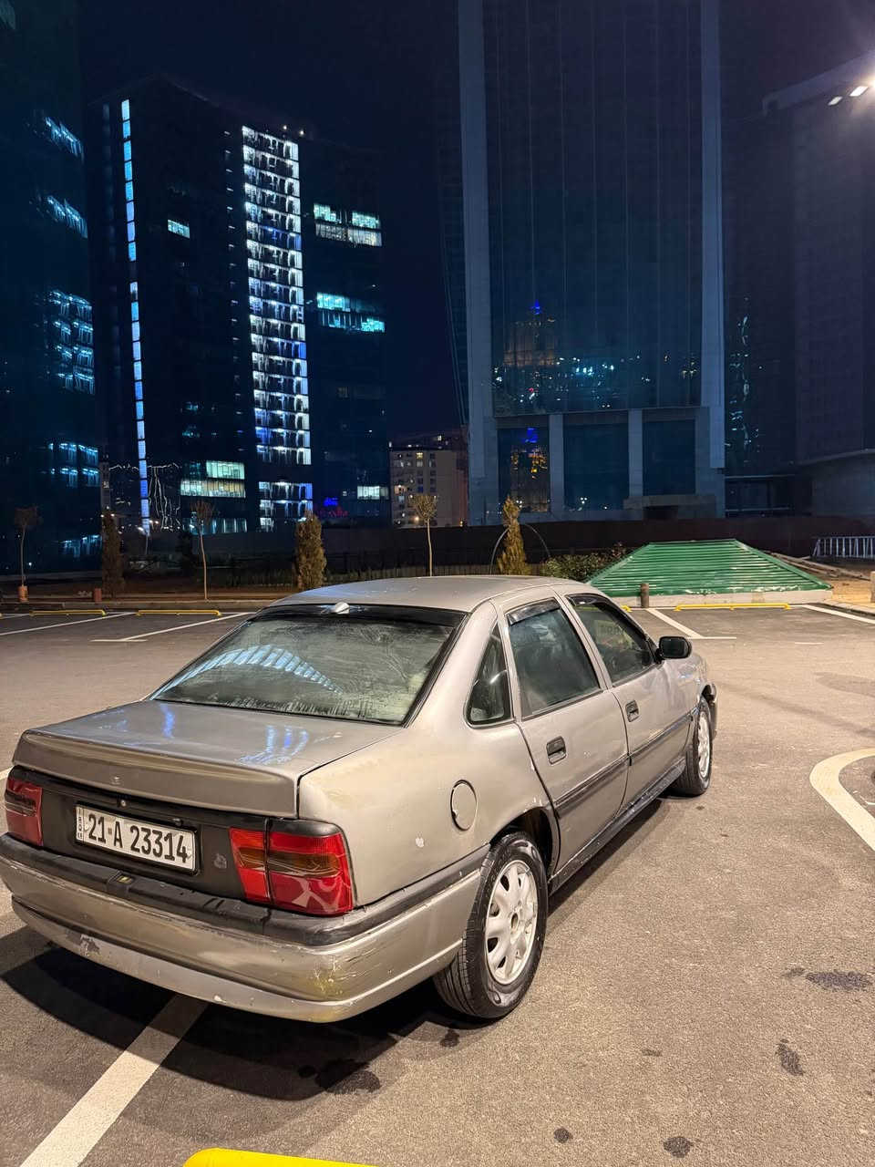 بۆ فرۆشتن ڤیكترا مۆدیل 1994فول فول گیرو مه‌كینه‌ به‌شه‌رت سایه‌ره‌كا تابلی جوانو ریكا ناو داخلی لۆكا مه‌كینه‌ ٢٠بیلاد تۆماتیكا سایه‌ره‌كا بێ لێدانه‌ ره‌نگی نه‌وتیه‌ كاراباهی هه‌موو به‌شه‌رت سایه‌ره‌كا فولا گیر تۆماتیك جام كارابا ناو فۆرمیكا ئاوینه‌ كارابای سلایت كاراباهی شاشه‌ ئایپاتو كامیراو هه‌موو گیانی به‌شه‌رت تاقه‌و راقه‌ی به‌شه‌رت ساناوی ژینگای  هه‌زای هه‌موو نویه‌ تا 2027جوار تایه‌و ویل لۆكی له‌سه‌ره‌ سایه‌ره‌كابێ مه‌سرافه‌ هاوای گه‌رمیو فلجاو  هه‌موو به‌شه‌رت  وه‌رگه‌راو براوا به‌شه‌رت باناو كردنو تحویل به‌شه‌رت شوین هه‌ولیر نرخی 39كه‌میك مجالی برایه‌نه‌ ژ:م***********واستاپو ڤایبه‌ری له‌سه‌ره أربيل, العراق
