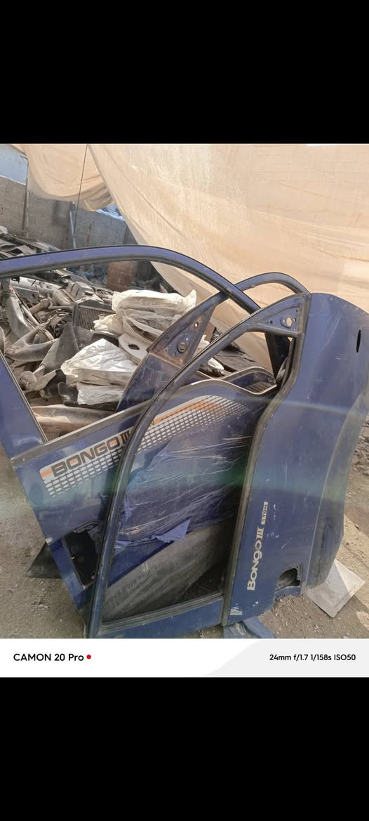 سلام عليكم غراض كيا للبيع اسعار مناسبه مكاني بغداد اتصل ***********
