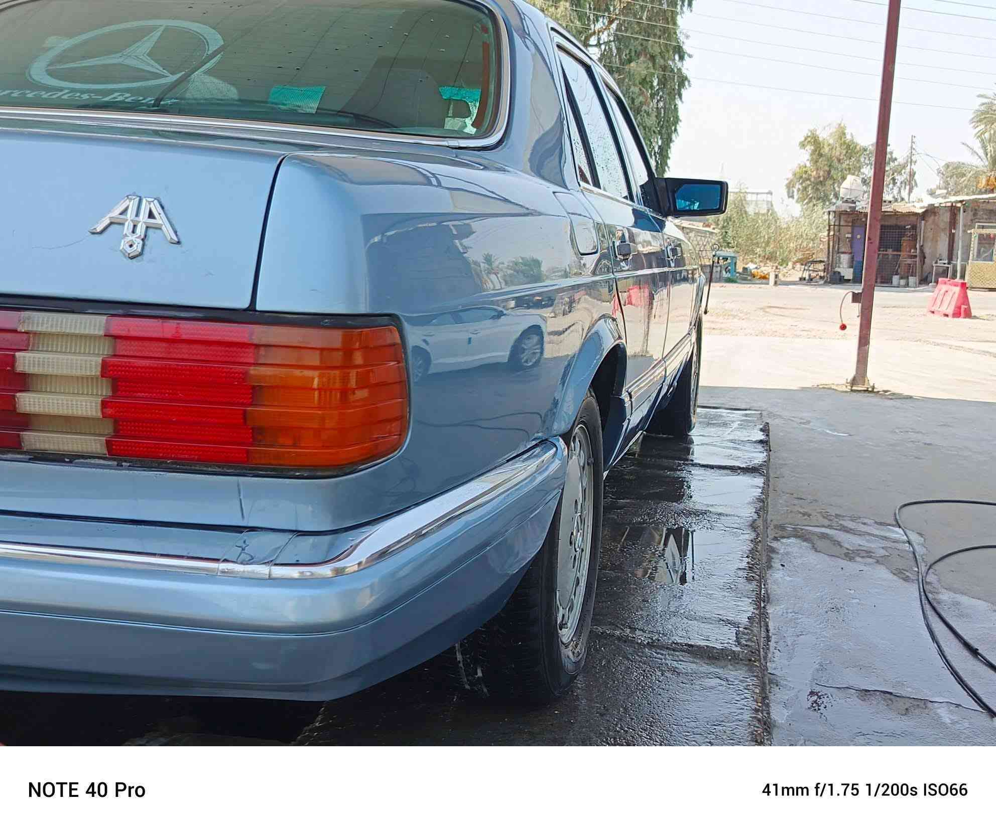 سلام عليكم مارسدس للبيع رقم بغداد بسمي موديل ٩٠ السعر ٨٥ جابو رئاسي ٣٠٠ بلادي كله بلادي محرك كشر داخل تخم تاير جديد باتري جديد السياره بلاديه بدون حادث مكان السياره بغداد  ***********
