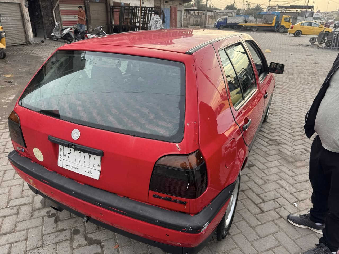 السلام عليكم كولف 92 السياره كامله صدر جديد مكينه كير خير من الله تبريد شغال سعره 45 وبيه مجال قليل مكاني بغداد مدينه الصدر رقم الهاتف ***********
