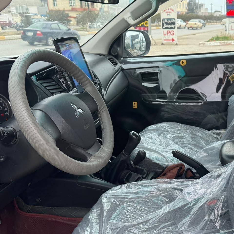 ئێم جی T60 مۆدێل 2024 زەمانی شەریکە 
تەنها 21 هەزار رۆيشتووە
هیچی پێوە نیه.
هیچ مەسرەفێکی تێدانیە 
هەموو گیانی بەشەرت 

سـعـر : لە کۆمێنت داوابکە ڕاستەوخۆ بۆت دێت 📥 

گێر و مەکیەنەی بەشەرت 
هیچ کێشەیەکی تێدا نییە 

ژمارەی خاوەنەکەی 
***********
