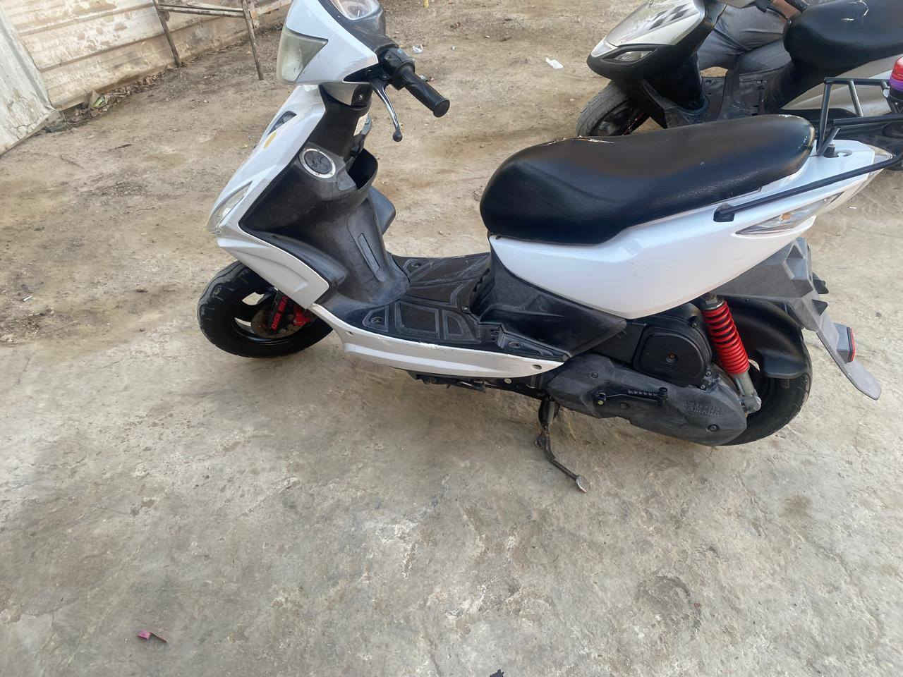 سلام عليكم ماكس مضلع رمبة دراجة جديدة بحالة الوكالة
مكفولة من كلشي
كلها مختمة ومطابقة وية المكينة
مكاني بغداد الدورة


**إذا كنت صاحب هذا الإعلان وتريد حذفه لأي سبب، رجاءا أرسل رسالة إلى الدعم الفني**