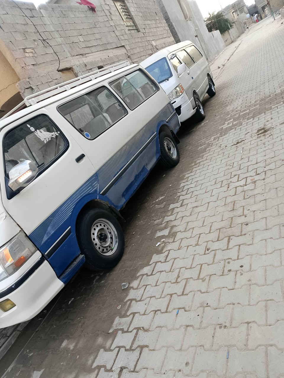 سلام عليكم جنبي للبيع مويل 15 رقم بغداد نكليزي ***********
