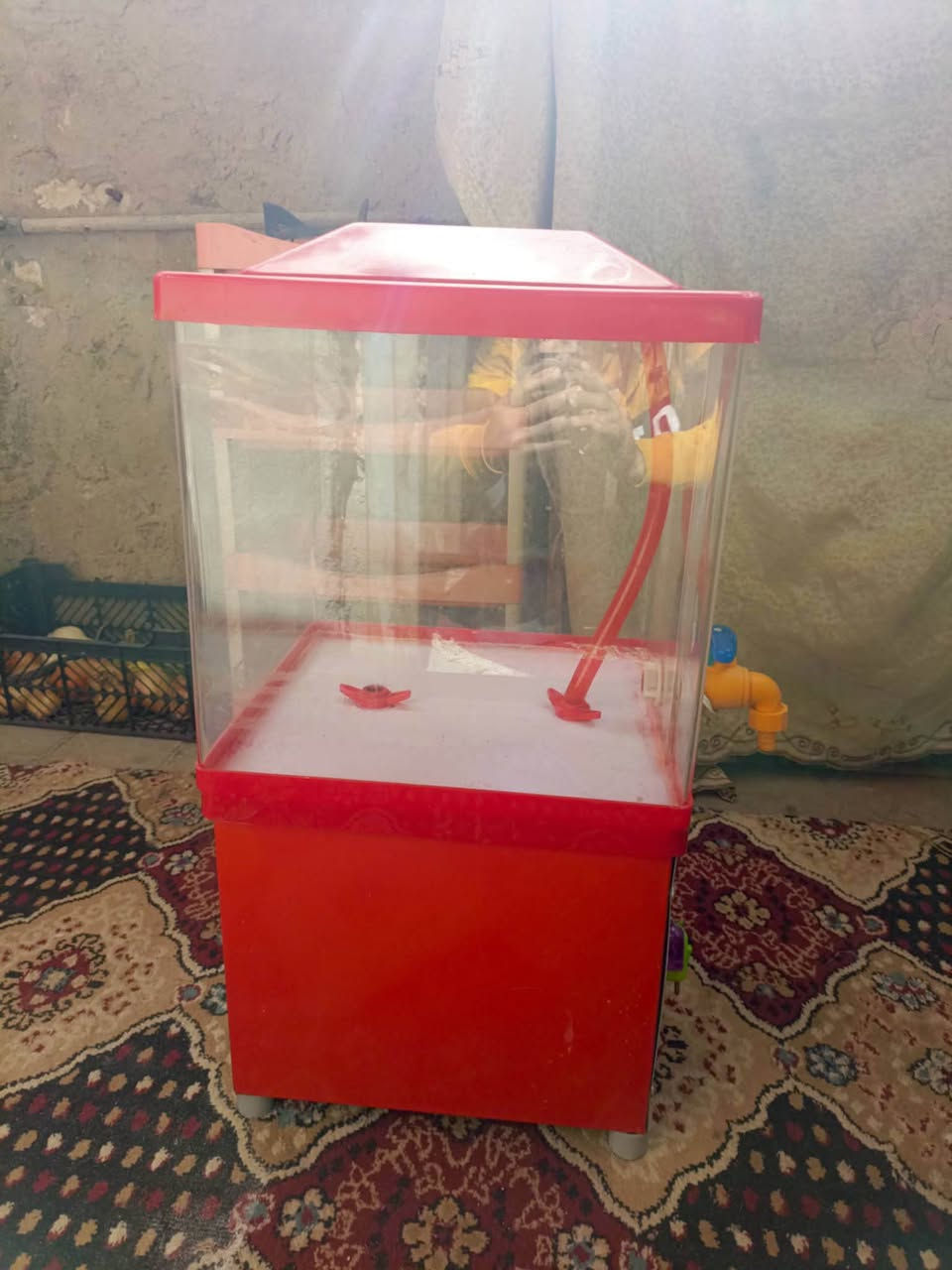 مكاين عصير الحمره عدد 3 سعر الوحده 60 قفل
السوده سعرها 300 الف شغاله ام البراد سعر الجديده مالتها مليون مكانهن الرمادي حي الشرطه


**إذا كنت صاحب هذا الإعلان وتريد حذفه لأي سبب، رجاءا أرسل رسالة إلى الدعم الفني**