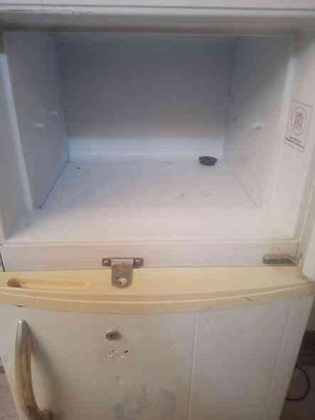 للبيع تجميد شرط 75وبيها مجال الشراي***********
