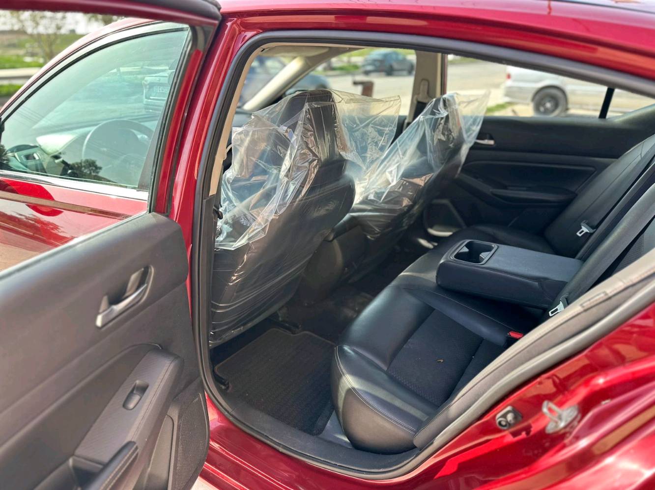 للبيع التيما SR 
موديل 2019
السعر 134
***********
الون ماروني 
تحكم ستيرن 
تثبيت سرعه 
كاميرا خلفي 
منضومه زنون 
رادار 360 درجة 
كشن جلد +كهرباء 
ويل كب بلادي 
سياره بدون ايرباك
ماشيه 78 ميل
سونر مرفق مع الصور
رقم أربيل سنويه رقم جديد 
تريد تحويل او وكاله
رقم الشاصي 1N4BL4CV5KC170165
مكان السياره ديالى خانقين