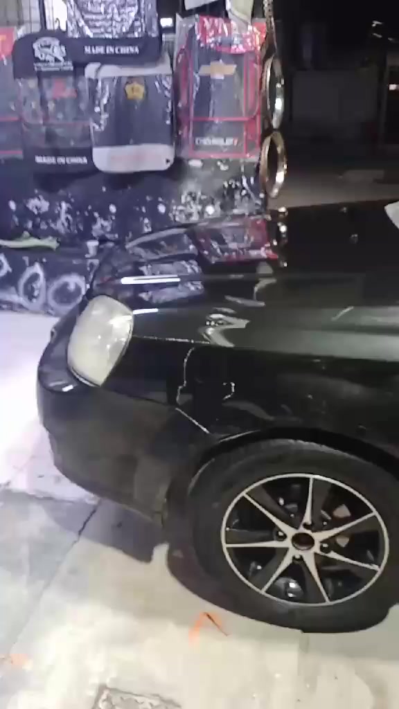 سيارة اوبترى موديل 2009رقم سليمانية دولي جديد سنوية لغاية 27شرط التحويل بيها بطاقة بانزين كير اوتماتيك محرك بالشرط لا صرف ولا بخار الظرر البيها تبديل جامرلغ مع البونيد +تعديل الباب السكن الخلفي عالبارد داخلها جديد صدر جديد تايرات جديدة وكهربائيات كلها شغالة تدفئة وتبريد شغال يعني السيارة جاهزة مجهزة المكان كركوك منطقة حي النصر السعر 65ورقة وبيها مجال. ملاحظة اني مكلف بالنشر ومخول بالبيع ومن يتم البيع اخذ دلالية بسيطة من الطرفين للاستفسار الاتصال على الرقم ***********
