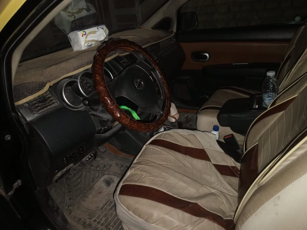 نيسان فيرسه موديل 2009
رقم بغداد  سنويه 29 تننتهي
راعيها بل الناصريه 
محرك 1600
بيها ضربه بل البجم
سياره جاهزه بيه نقص بصيط
السعر 45 وبيها مجال 
مكلف بل النشر
رقم راعي السياره***********
مكان السياره ناصرية مركز المحافظة
