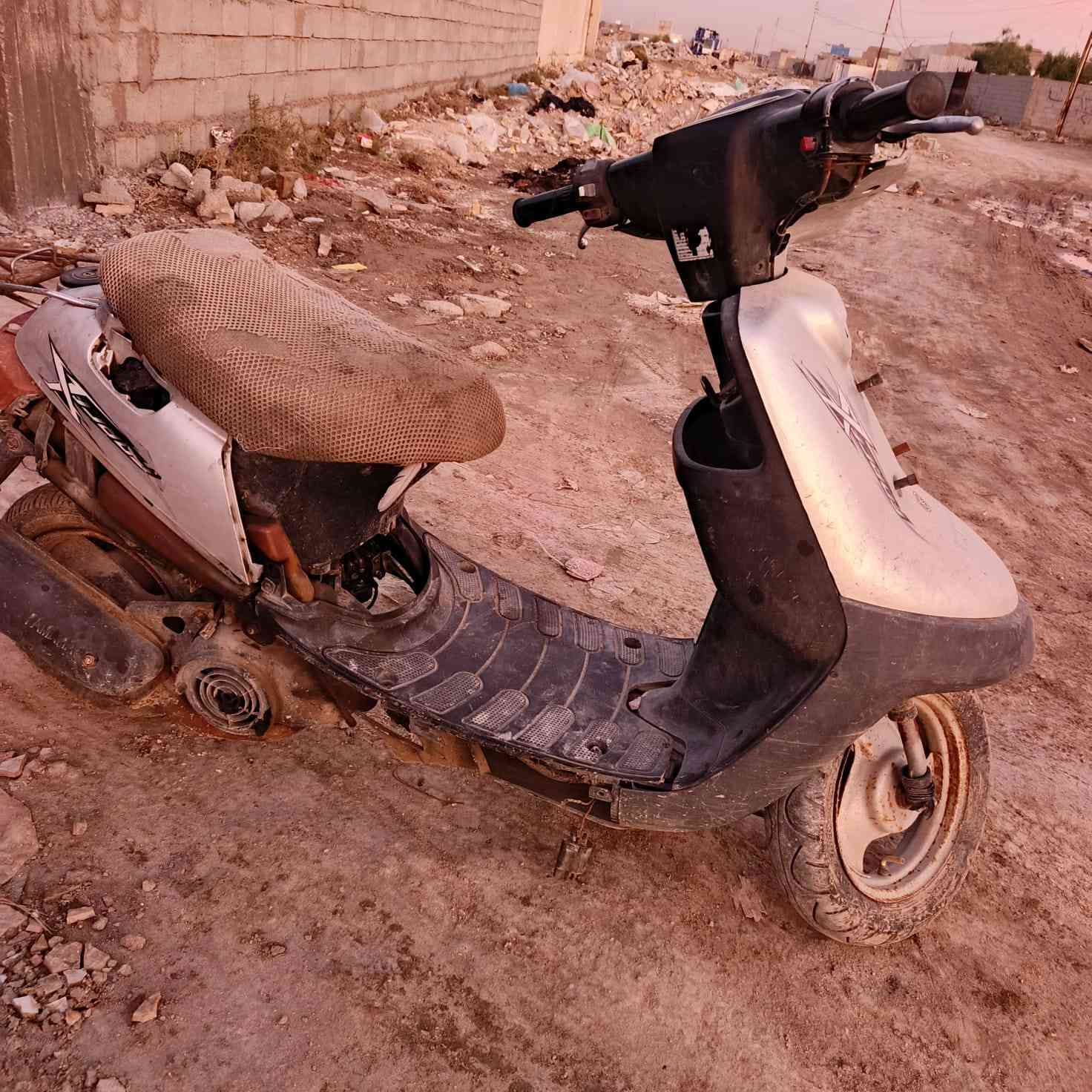 سلام عليكم دراجه بطه للبيع  سعره 125 وبيه مجال للطيبين مكاني  حيور للسده ***********اتصال فقط
