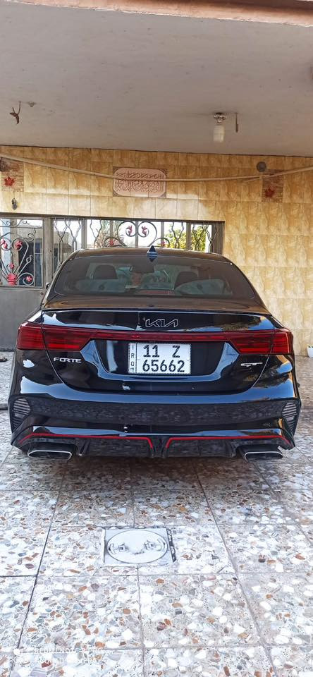 كيا فورتي موديل ٢٣ السياره فول مواصفات للاخير قطعتين تبديل
نفس اللون بلاد الباقي مكفول ماشيه ٤٠   
السعر ١٥٣ 
 ***********
